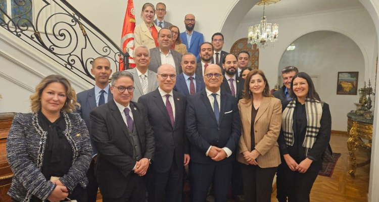وزير الخارجية يلتقي الإطارات التونسية العاملة في المنظمات الإقليمية بالقاهرة