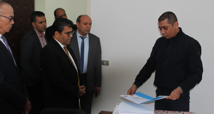 المدير العام للديوانة يؤكد على ضرورة إحكام تطبيق الإجراءات الديوانية من أجل حماية الاقتصاد الوطني