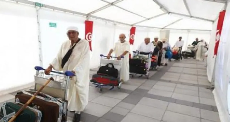 إقلاع أولى رحلة للحجيج التونسيين نحو المدينة المنورة