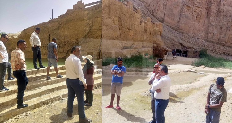تمغزة:  شباب الجهة يقومون بحصر البعض من مياه الشلال