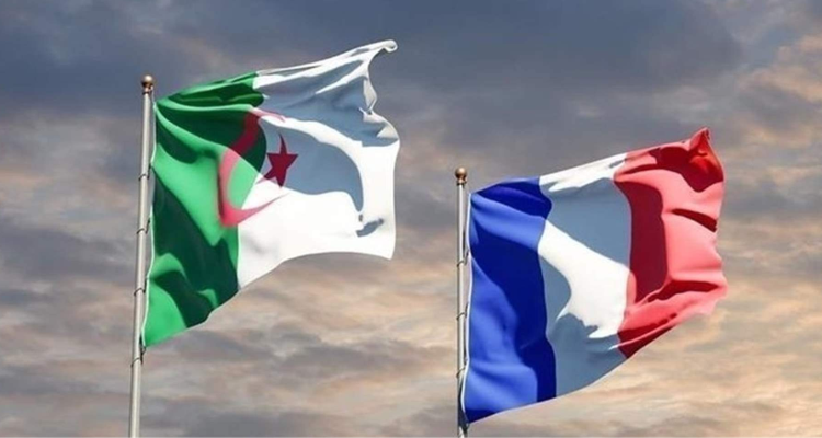 الجزائر تقرر سحب سفيرها لدى فرنسا