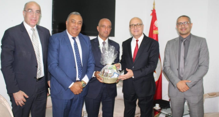 تقدم انجاز محطة التحلية بقرقور محور لقاء وزير الفلاحة ووفد مصري