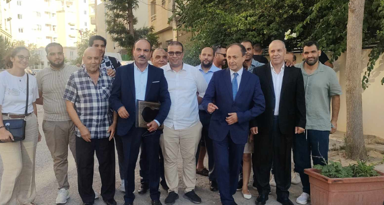 ذاكر لهيذب يُودع ملفّ ترشّحه للانتخابات الرئاسية لدى هيئة الإنتخابات