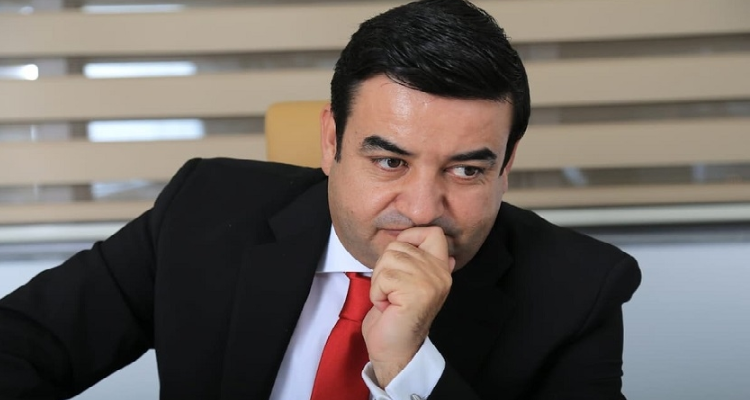 بطاقة ايداع بالسجن ضد متطوعة مكلفة بجمع التزكيات للمرشح للرئاسية العياشي زمال