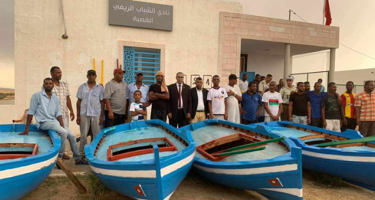 سيدي مخلوف: تسليم دفعة اولى من مراكب صيد لبحارة عمادة القصبة.
