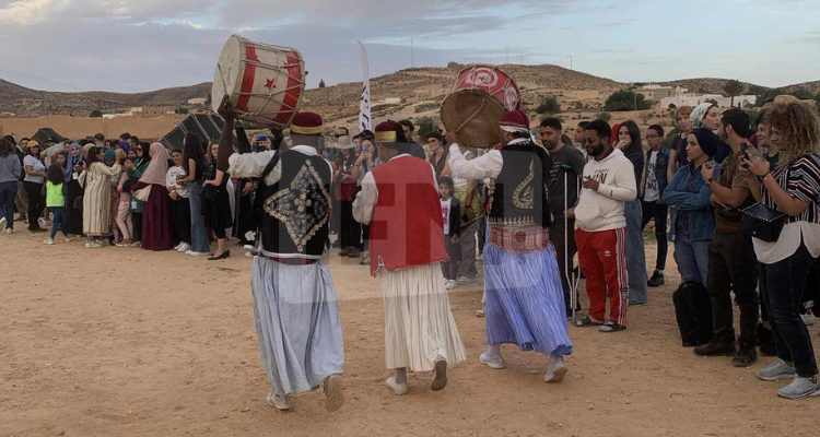 مدنين: انطلاق تظاهرة زامور تريكنج  في اعلى سلسلة جبال الظاهر