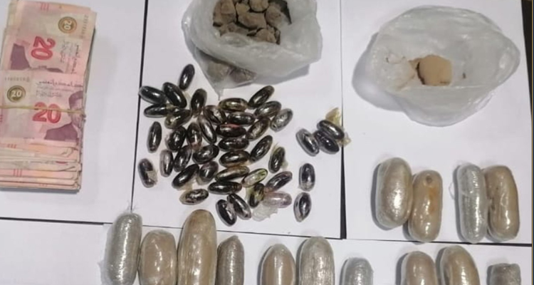 العاصمة: حجز كمية من الكوكايين والهيروين بشقة شخص من جنسية دولة مجاورة