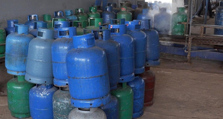 صفاقس:أزمة نقص قوارير الغاز المنزلي في طريقها إلى الإنفراج مع تحسن العوامل الجوية