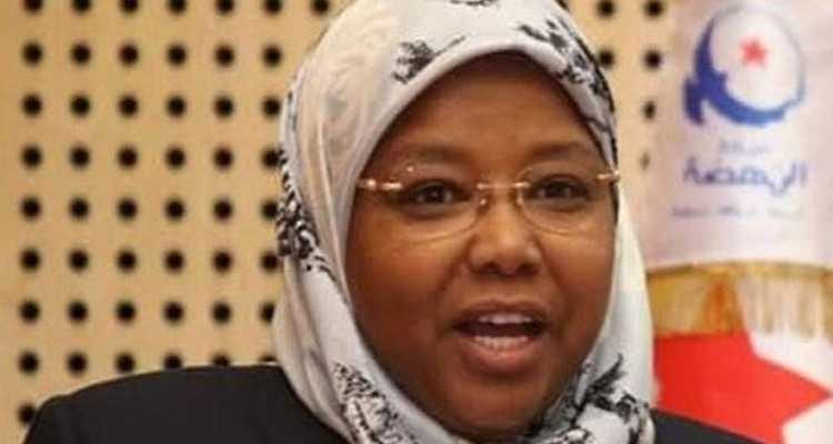 Jamila Ksiksi claque la porte de la Choura d’Ennahdha