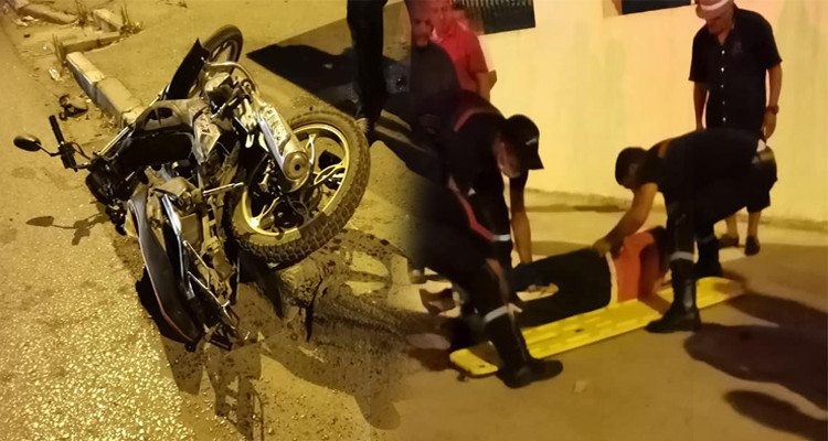 Un chauffard percute une moto et prend la fuite