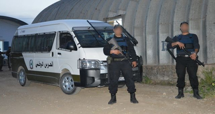 La Garde nationale perquisitionne des locaux de paris illégaux