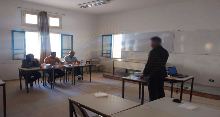 Un prisonnier obtient son diplôme