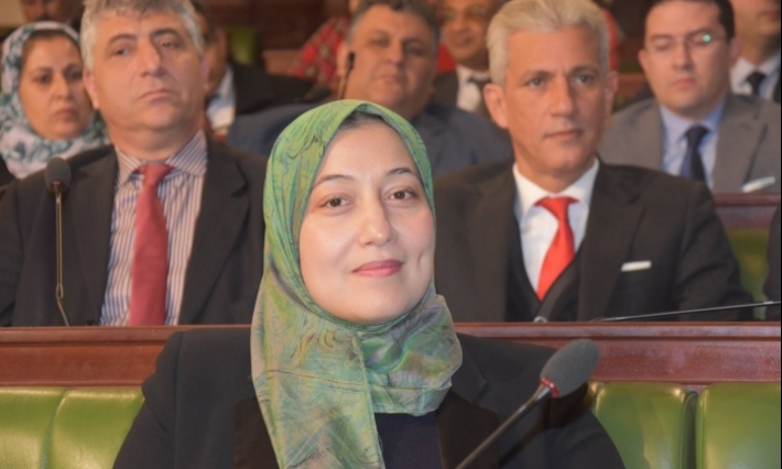 سيدة الونيسي: الوزارة ستراهن خلال 2019 على المبادرة الخاصة لامتصاص البطالة