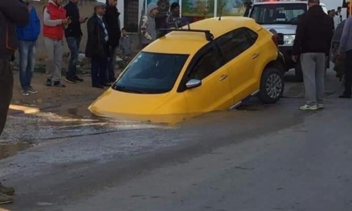 بعد سقوط تاكسي في حفرة: بلدية سوسة توضّح