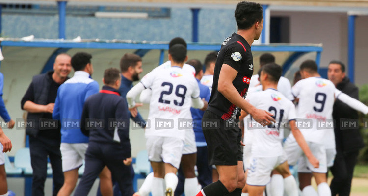 البلاي أوف: الاتحاد المنستيري يهزم الافريقي ويرتقي إلى الصادارة مؤقتا