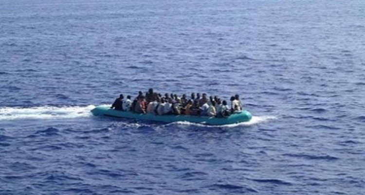 ضبط 15 شخصا أجنبيا كانوا يعتزمون اجتياز الحدود البحرية خلسة