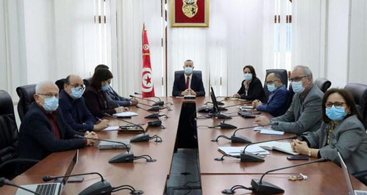 وزير الصحة يؤكد على تعزيز منظومة التلقيح ومراجعة البروتوكولات الصحية