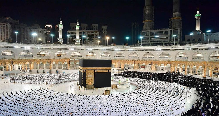 السعودية تمنع نقل  الصلوات وبثها في وسائل الإعلام خلال شهر رمضان