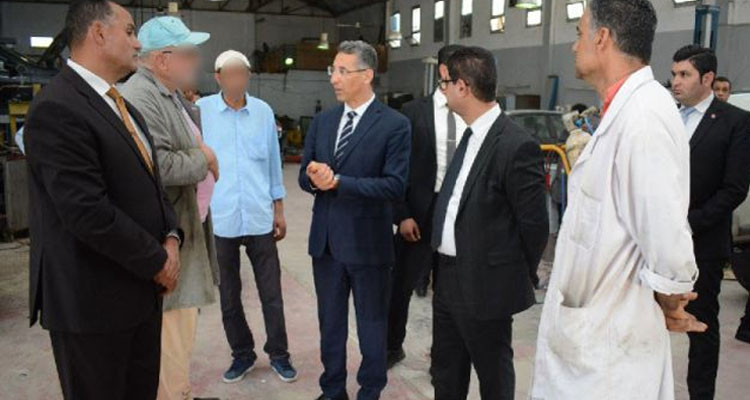 وزير الداخلية يؤدّي زيارة تفقد إلى مقر فوج الدعم والإسناد والورشة المركزية للوزارة