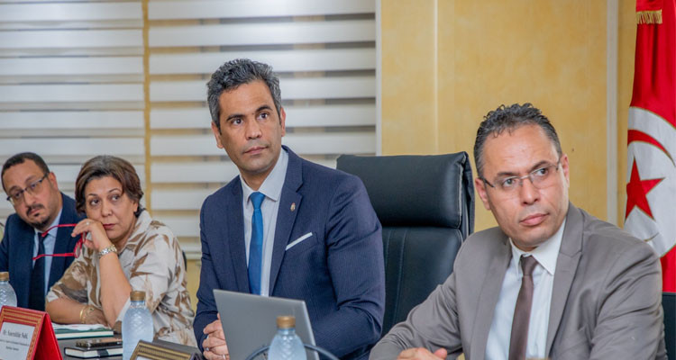 وزير التشغيل يعلن انطلاقة جديدة لمشروع الادماج الاقتصادي للشباب "مبادرون''