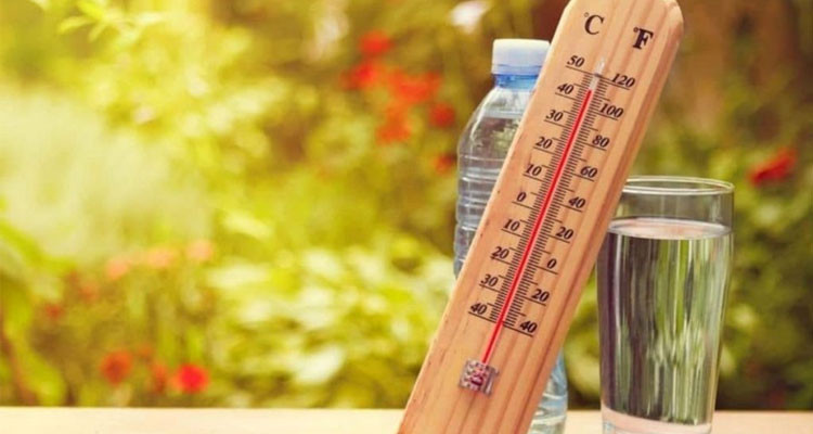 سماء صافية ودرجات الحرارة في انخفاض