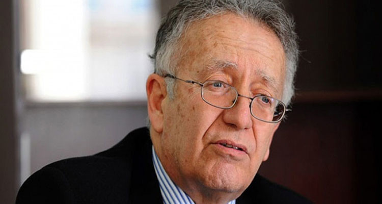 عياض بن عاشور: ''الدستور الجديد هو دستور رئاسوي ويمهد للاستبداد''