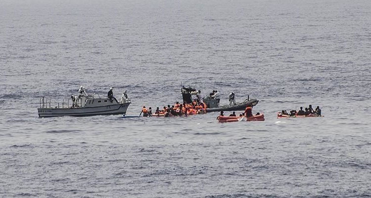 إنقاذ 92 مجتازا للحدود البحرية خلسة