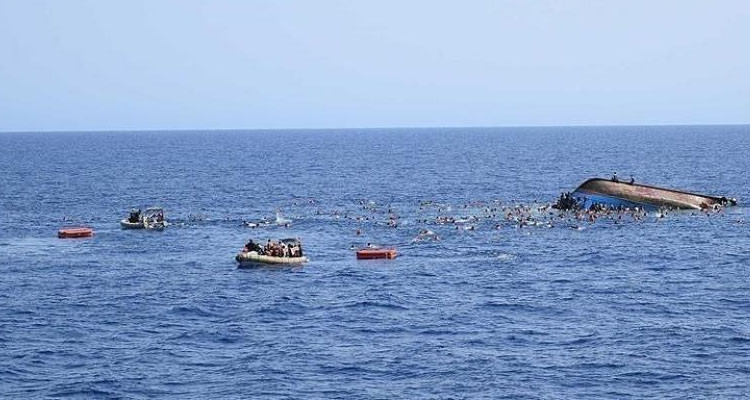 إنقاذ 107 مهاجرين غير نظاميين من الغرق
