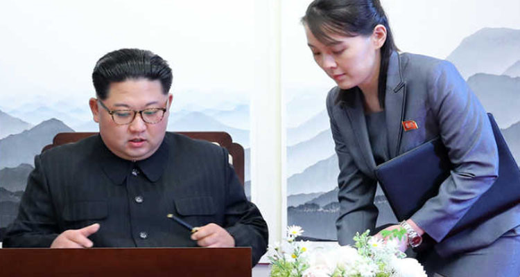 شقيقة زعيم كوريا الشمالية تعلن أن شقيقها أصيب بالكورونا
