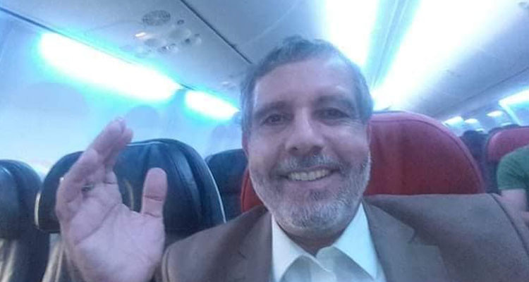 نور الدين الخادمي يغادر تونس