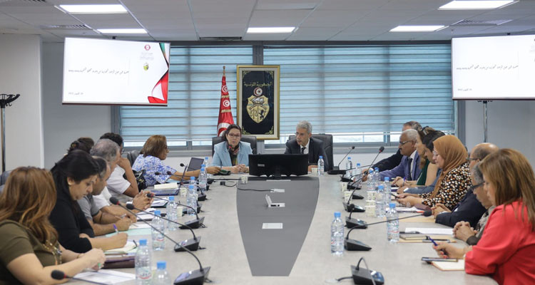 جلسة عمل بين وزيرة الشؤون الثقافية ووزير الاقتصاد والتخطيط للنظر في مخطط التنمية 2023-2025