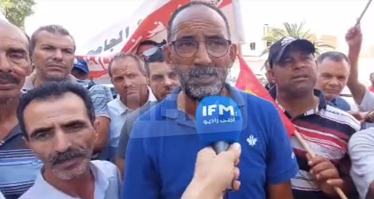 صفاقس: وقفة احتجاجية لعدد من سائقي سيارات الأجرة ''تاكسي فردي''
