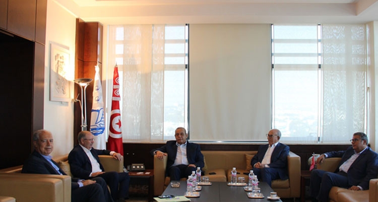 ماجول والطبوبي يؤكدان تدعيم الحوار الاجتماعي للمحافظة على ديمومة المؤسسات