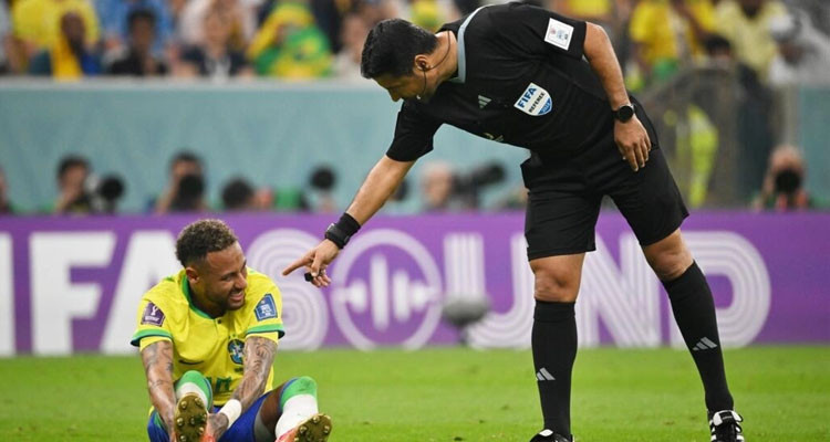 مدرب البرازيل يعلّق على إصابة نيمار