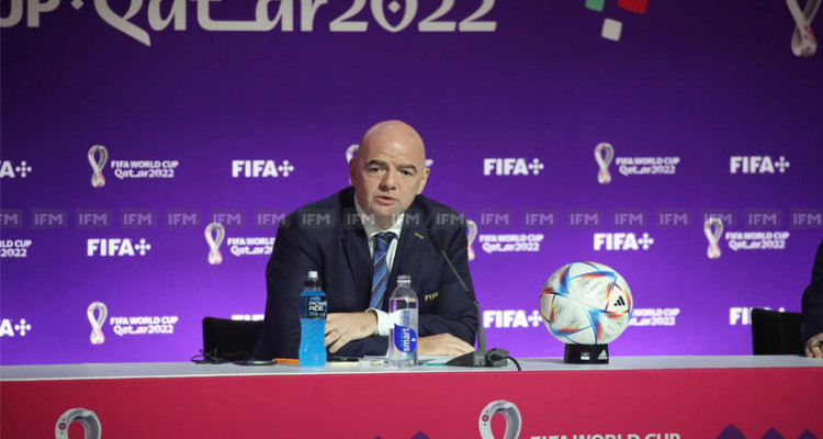 الفيفا يرفض قميص بلجيكا الثاني