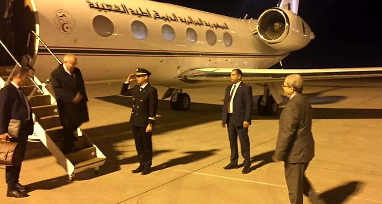وزير الخارجية الجزائري يؤدي زيارة عمل إلى تونس