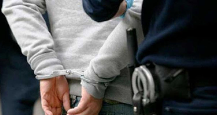 طبلبة: القبض على شخص محل 21 منشور تفتيش