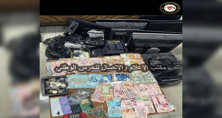 الزهراء- حمام الأنف: مداهمة محلين لألعاب الرهان الرياضي وحجز مبالغ مالية