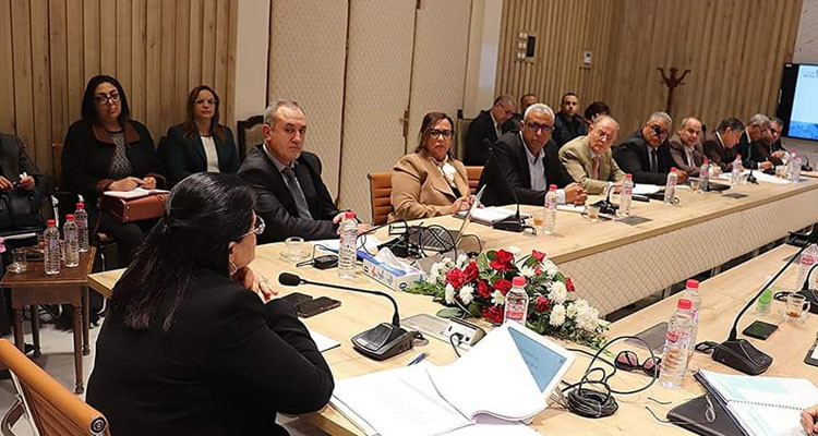 أعضاء المجلس الوطني للجباية يدعون إلى تبسيط الإجراءات الجبائية