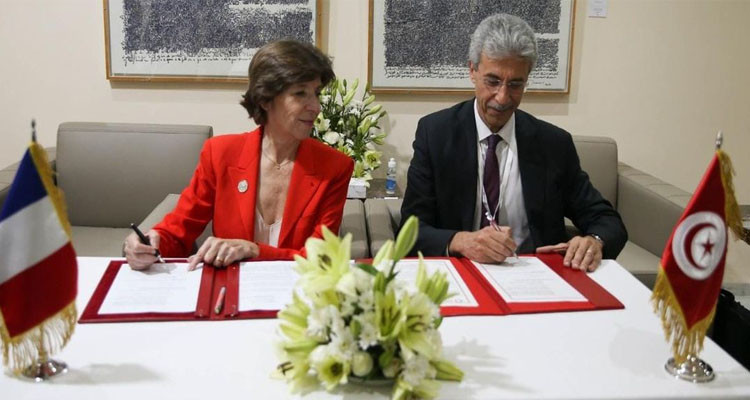 وزير الإقتصاد ووزيرة الخارجية  الفرنسية  يوقعان إتفاقية تمويل بقيمة 200  مليون أورو