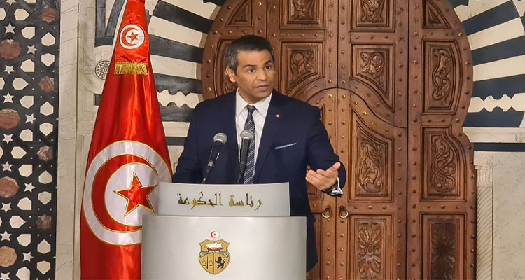 الناطق باسم الحكومة ينفي قرار التفويت في المؤسسات العمومية