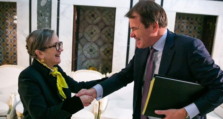 رئيسة الحكومة تلتقي النائب الأول لرئيس البنك الأوروبي للإنشاء والتعمير