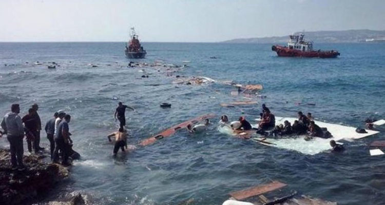 بينهم رضيع.. فقدان 4 مهاجرين في انقلاب قارب هجرة في لامبيدوزا