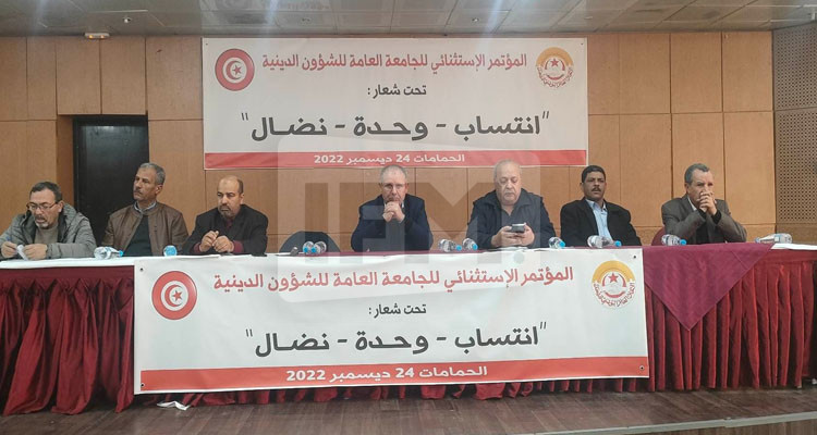 سامي الطاهري: ''انتهاكات وزير الشؤون الدينية استهدفت الحق النقابي''