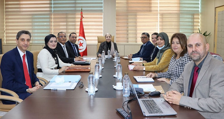 وزيرة العدل تأذن بتعميم استغلال المنظومة الالكترونية الجديدة للجنسية بكافة محاكم النواحي