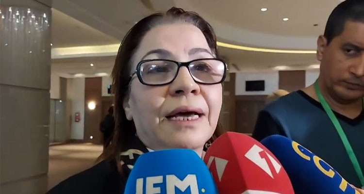 وزيرة التجارة: ''نسعى إلى توفير حاجياتنا من السكر وإلى عودة النسق الطبيعي للحليب''