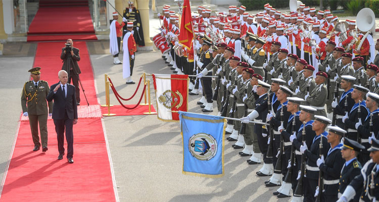 رئيس الجمهورية يغادر أرض الوطن في اتجاه السعودية