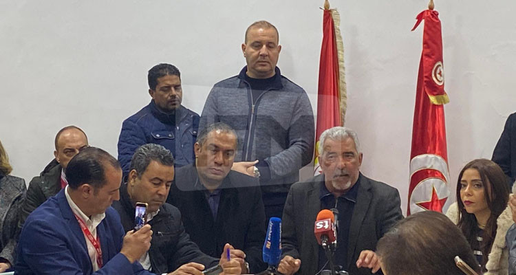 وجيه الزيدي: بعد قليل جلسة تفاوض بين الجامعة العامة للنقل والحكومة