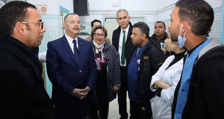 وزير الصحة يؤدي زيارة تفقدية للمستشفى المحلي بقرمبالية