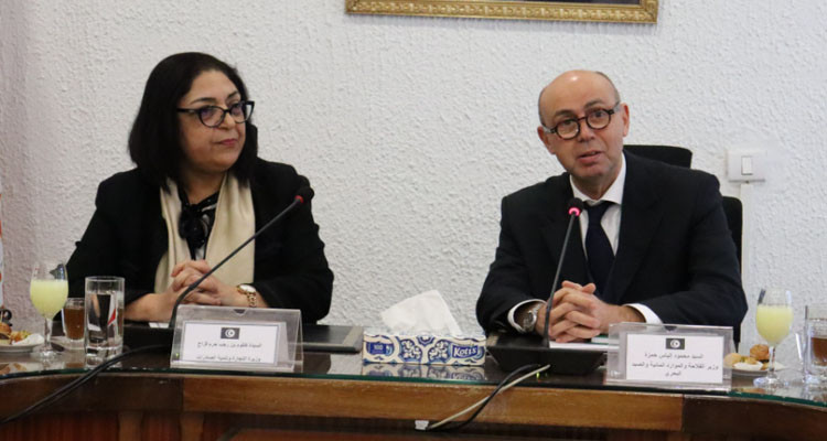 جلسة عمل مشتركة بين وزارتي  الفلاحة والتجارة حول استعدادات شهر رمضان